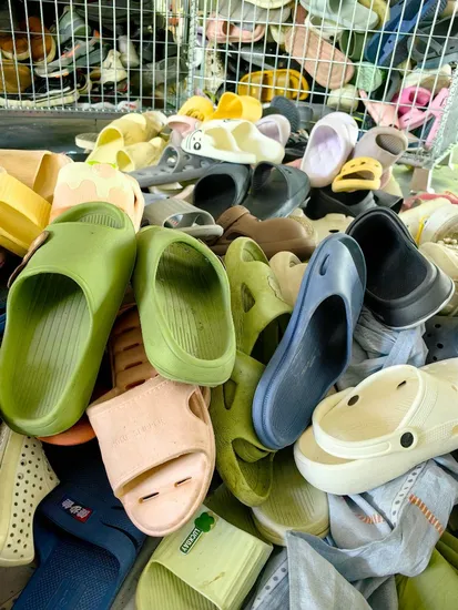 サプライヤー シューズ ベール使用ミックス レディース サンダル 2 番目